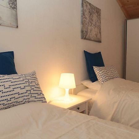 ザンブジェイラ・ド・マール Casa Sto. Antonioヴィラ エクステリア 写真