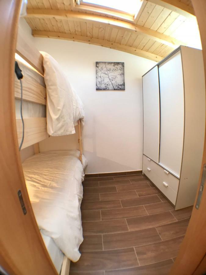ザンブジェイラ・ド・マール Casa Sto. Antonioヴィラ エクステリア 写真
